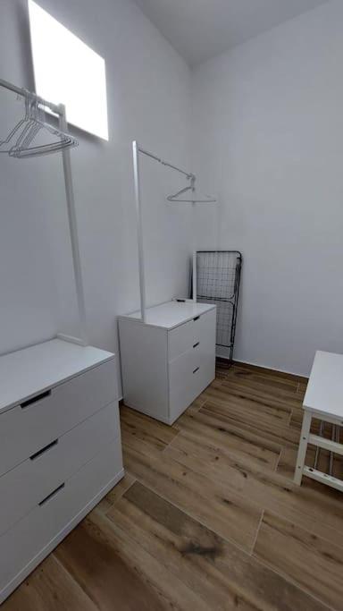 Appartamento Enrica โลเวเร ภายนอก รูปภาพ