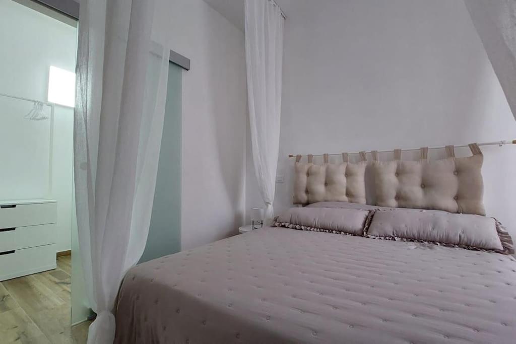Appartamento Enrica โลเวเร ภายนอก รูปภาพ